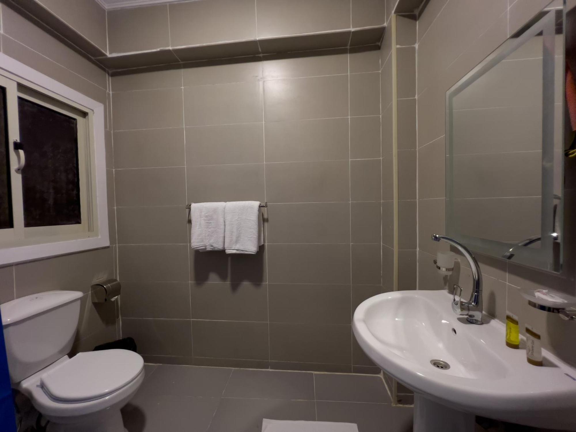 The Pyramids Gate Inn Kafrat al Jabal Екстер'єр фото
